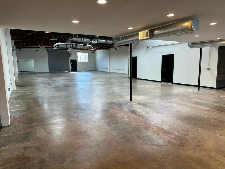 More Photos Of 4116 W Jefferson Blvd, Los Angeles Industrial For Lease