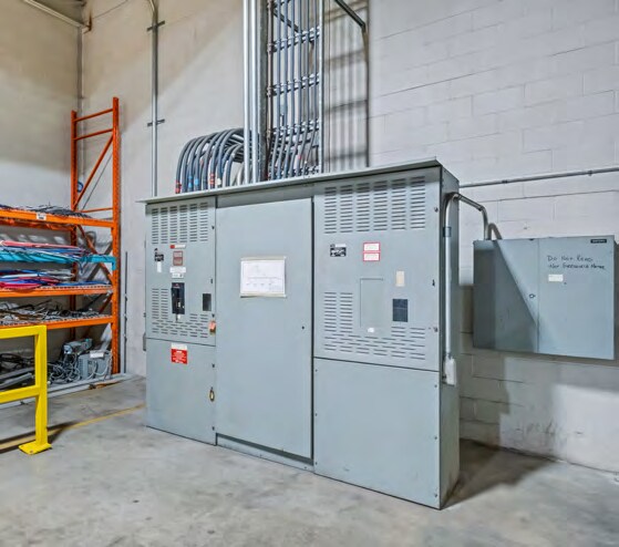 More Photos Of 6130 Tomken Rd, Mississauga Warehouse For Sale