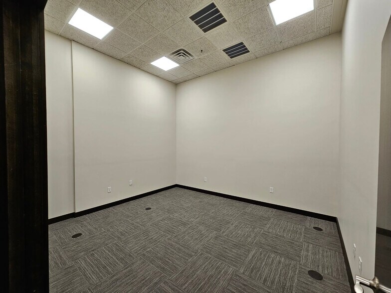 More Photos Of 240B Craven st, New Bern Office For Lease