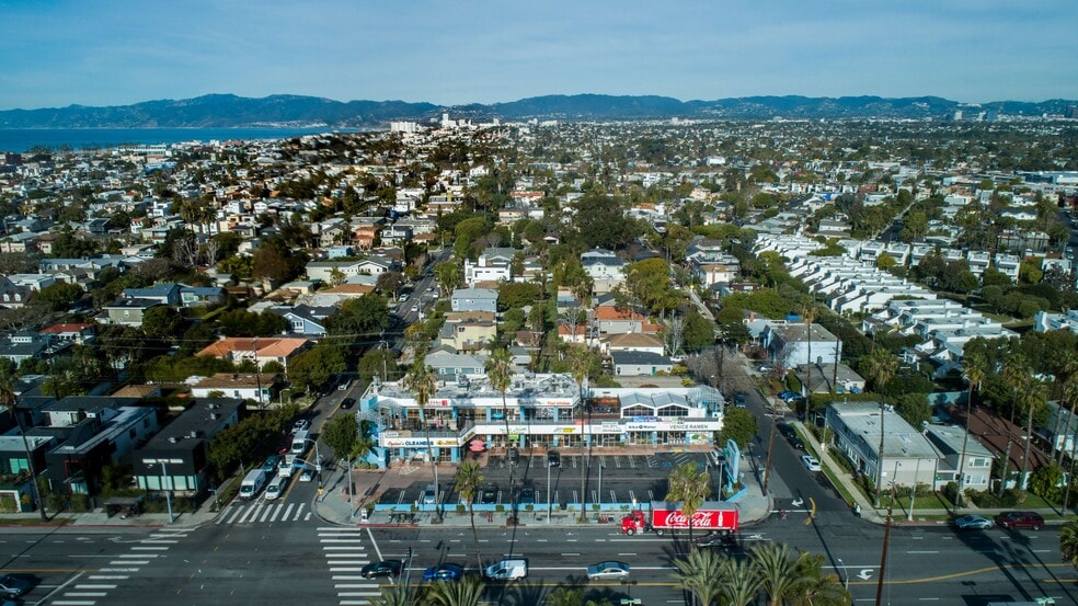 More Photos Of 505-527 Washington Blvd, Venice Unknown For Lease