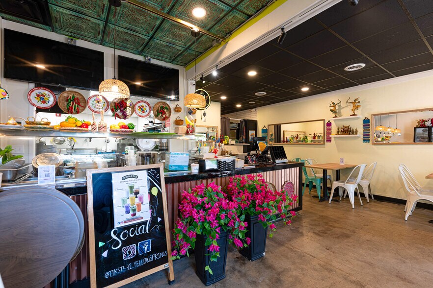 More Photos Of 136-138 Dayton St, Yellow Springs Storefront For Sale