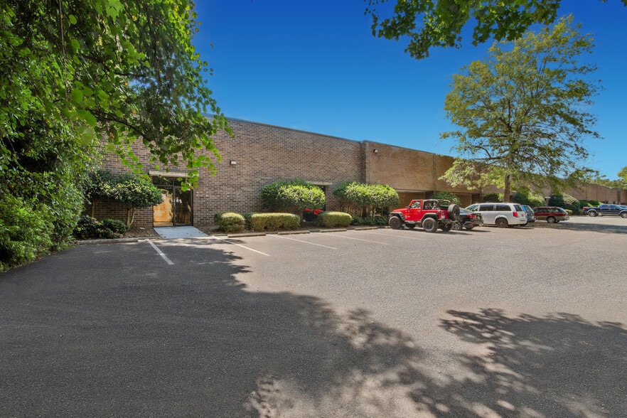 More Photos Of 4761 Hugh Howell Rd, Tucker Unknown For Lease