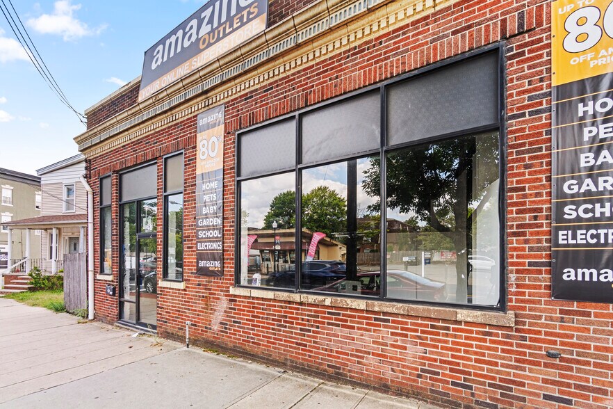 More Photos Of 291 New Brunswick Ave, Perth Amboy Storefront Retail Office For Lease