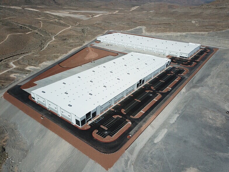 More Photos Of 9925 John J. Lee Ave, Las Vegas Distribution For Lease