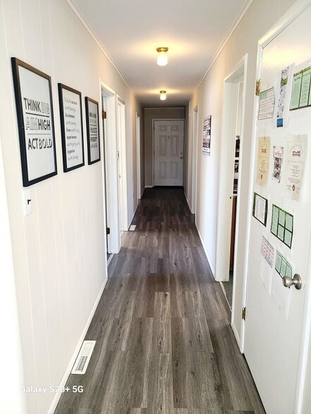 More Photos Of 824 Radio Rd, Tuckerton Office For Lease