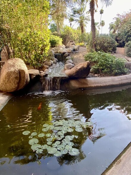 More Photos Of 2025 N 3rd St, Phoenix Unknown For Lease