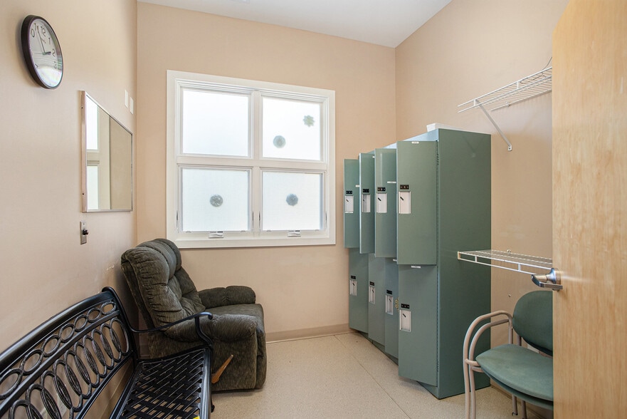 More Photos Of 3770 Capital Ave SW, Battle Creek Medical For Sale