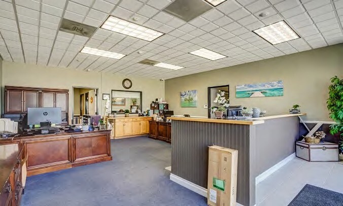 More Photos Of 520 N Coast Hwy 101, Oceanside Medical For Sale