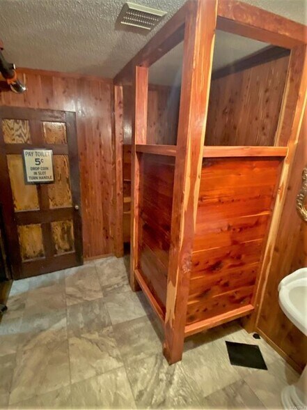 More Photos Of 27070 County Road 21, Red Level Bar For Sale