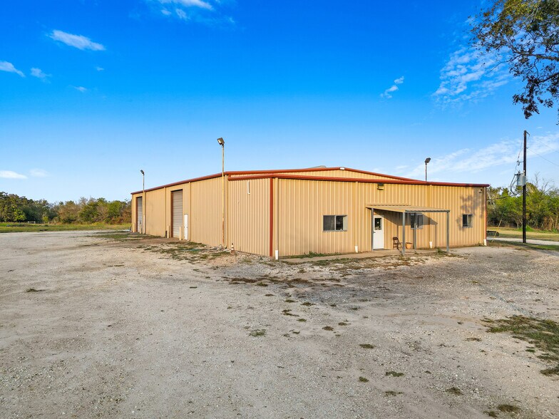 More Photos Of 9360 Osr, Midway Specialty For Sale