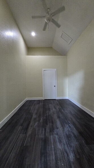 More Photos Of 17621 Stacey Ln, Lago Vista Lodge Meeting Hall For Lease