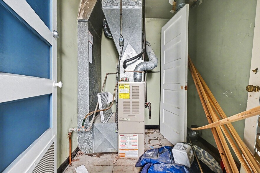 More Photos Of 5519 Northwest Radial Hwy, Omaha Medical For Sale