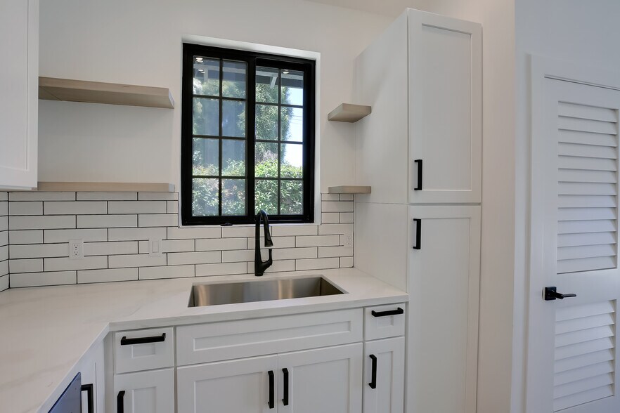 More Photos Of 102 S Voluntario St, Santa Barbara Apartments For Sale