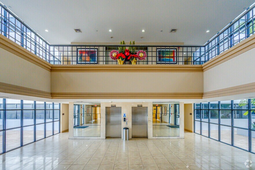 More Photos Of 14750 NW 77th Ct, Miami Lakes Office For Lease