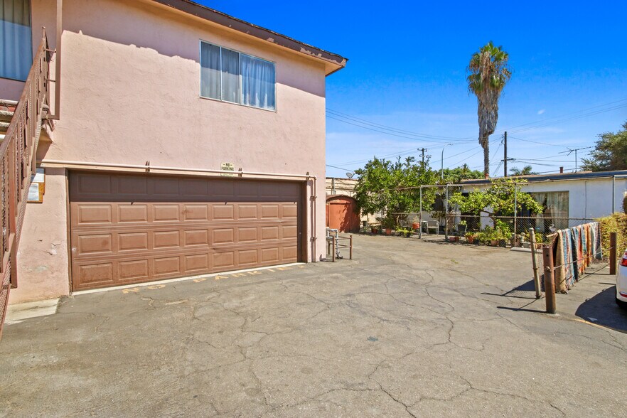 More Photos Of 5503-5509 Maywood Ave, Maywood Apartments For Sale