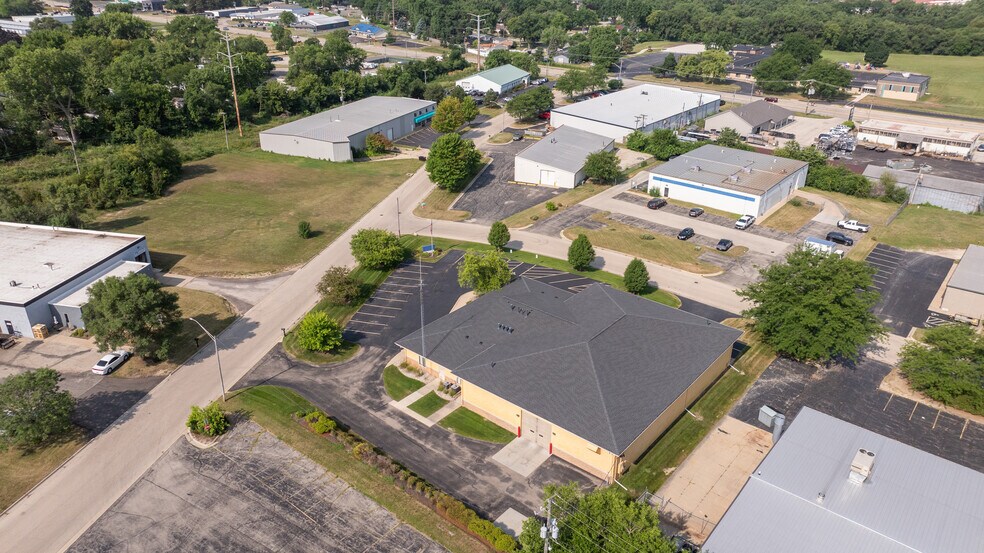 More Photos Of 5112 Forest Hills Ct, Loves Park Industrial For Sale