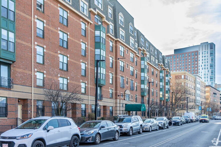 More Photos Of 801 Tremont St, Boston Apartments For Lease