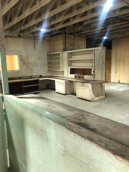 More Photos Of 724-726 S Anaheim Blvd, Anaheim Freestanding For Sale