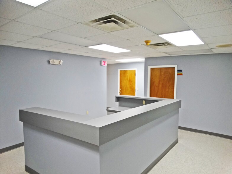 More Photos Of 418 SW 47th Ter, Cape Coral Medical For Sale