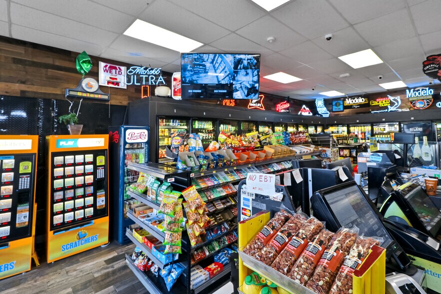 More Photos Of 3715 International Blvd, Oakland Convenience Store For Sale