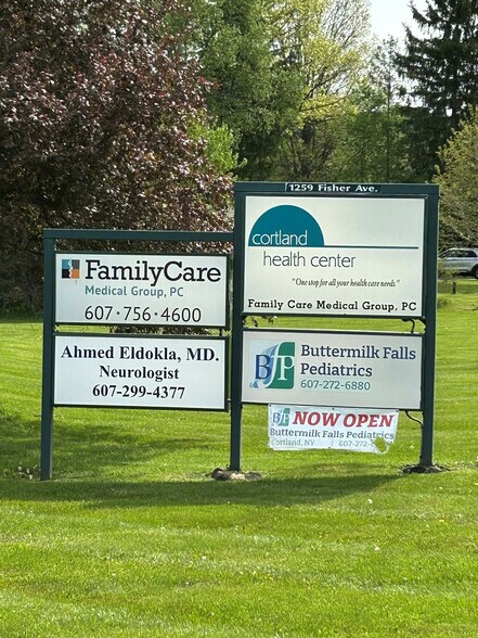 More Photos Of 1259 Fisher Ave, Cortland Medical For Sale