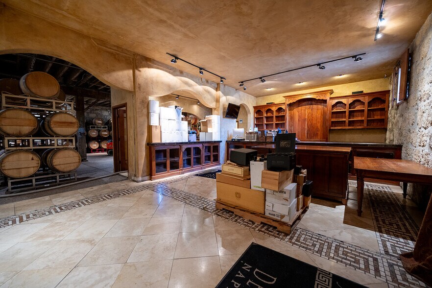 More Photos Of 1019-1091 Atlas Peak Rd, Napa Winery Vineyard For Lease