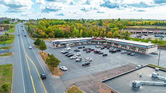 More Photos Of 901 Razorback Dr, Houghton Storefront For Sale