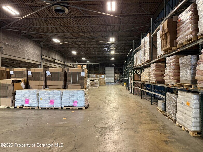 More Photos Of 733 Davis St, Scranton Industrial For Sale
