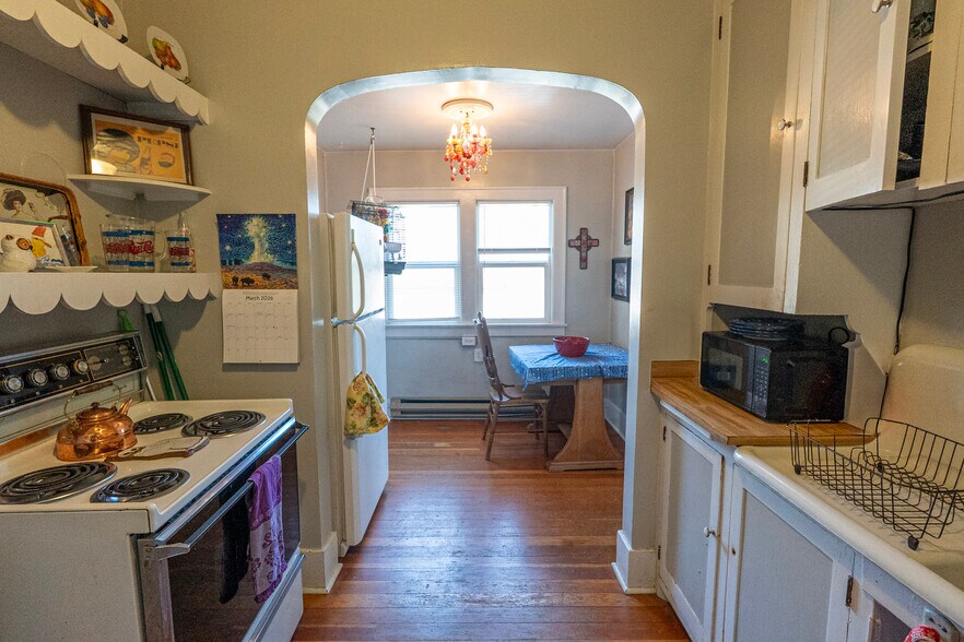 More Photos Of , Tacoma Multifamily For Sale