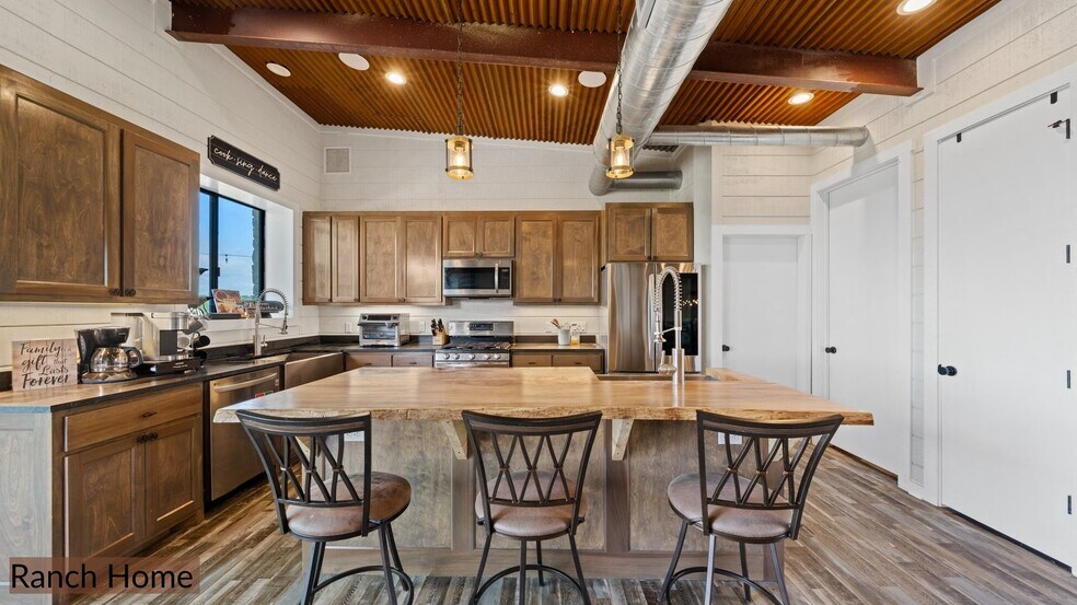 More Photos Of 1430 Gibson Best, Hye Land For Sale