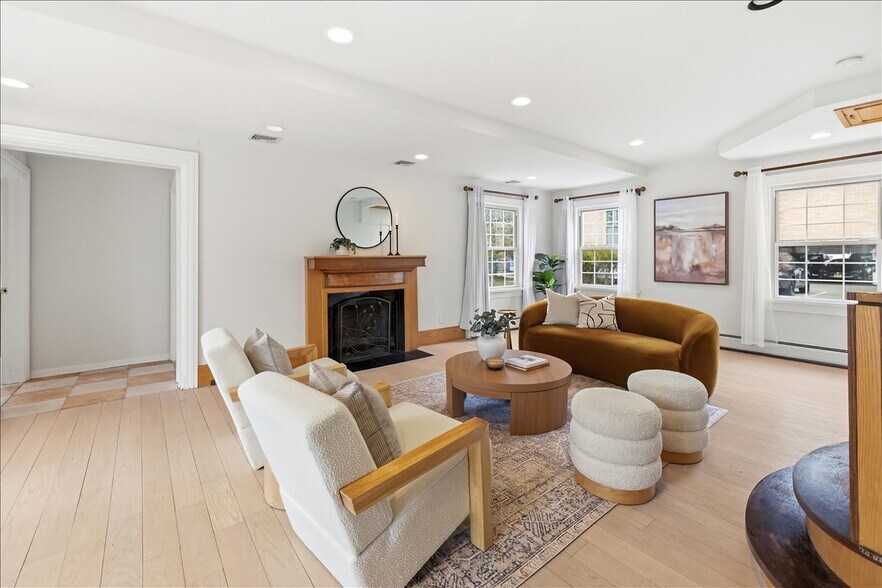 More Photos Of 61 Glenwood Rd, Englewood Office Residential For Sale