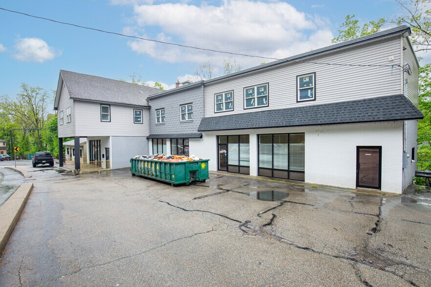 More Photos Of 15 Hamburg Tpke, Bloomingdale Office For Sale