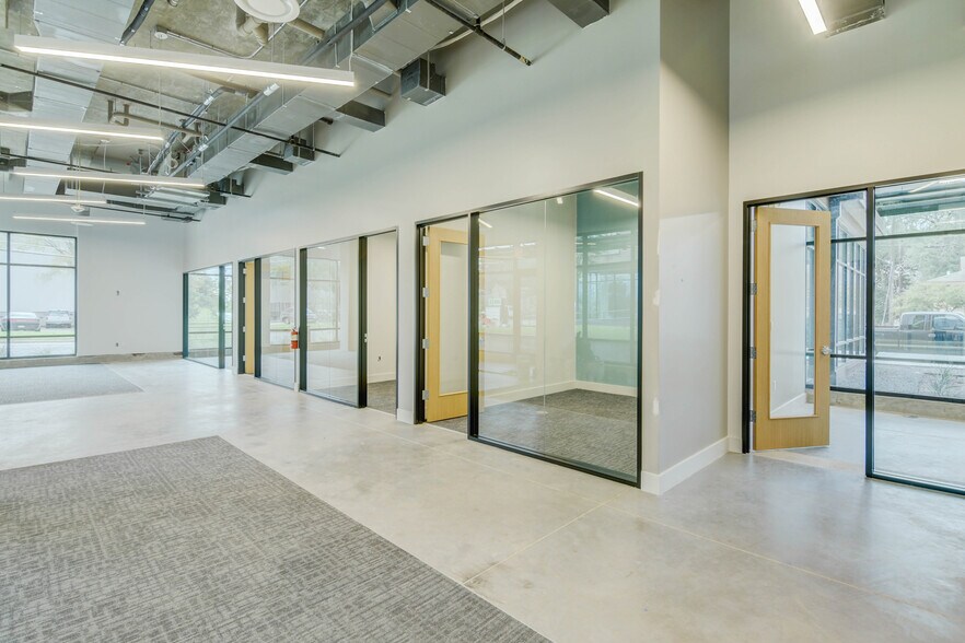 More Photos Of 1800 E 4th St, Austin Multifamily For Sale