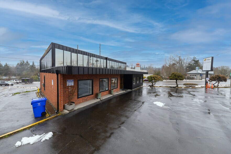 More Photos Of 8414 SW Barbur Blvd, Portland Office For Lease