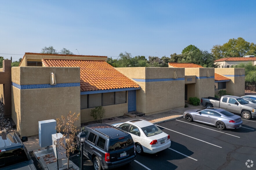 Primary Photo Of 6137 E Grant Rd, Tucson Medical For Lease