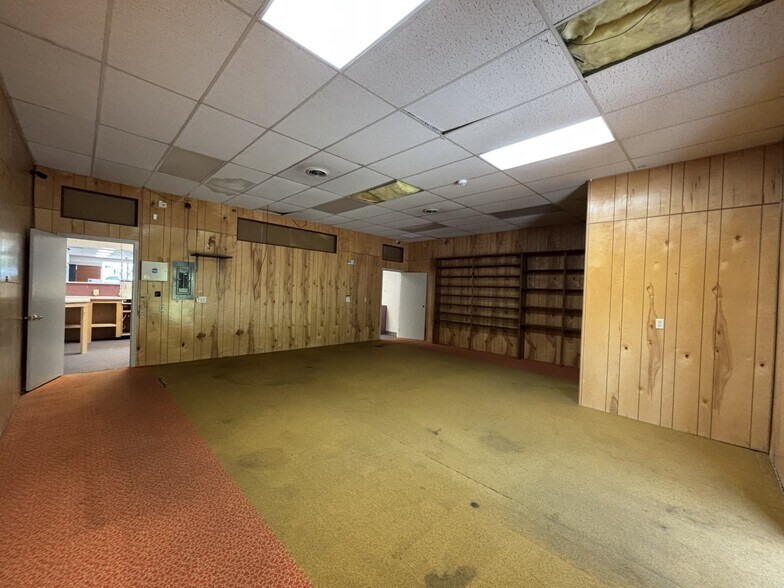 More Photos Of 1-6 Riverside Plz, Blossburg Storefront For Sale