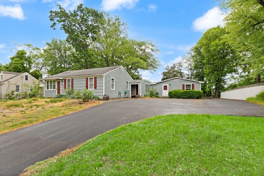 More Photos Of 17423 Wilson St, Dumfries Multifamily For Sale