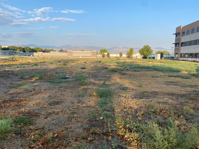 More Photos Of 14068 S 145 E, Draper Office For Sale