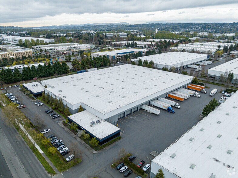More Photos Of 21318-21420 64th Ave S, Kent Warehouse For Lease