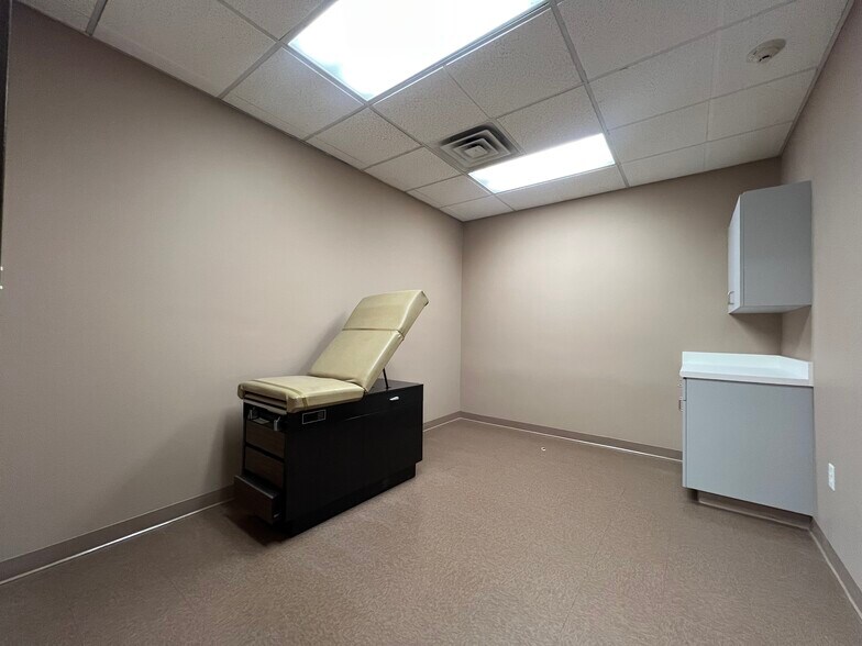 More Photos Of 3940 S Eastern Ave, Las Vegas Medical For Lease
