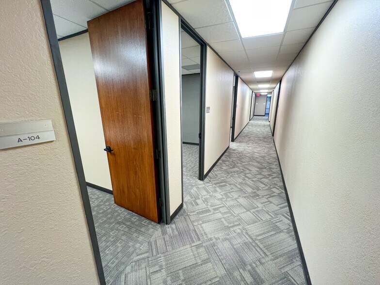 More Photos Of 3510 N A St, Midland Office For Lease