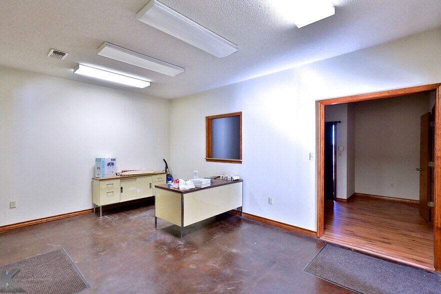 More Photos Of 3097 Brick Plant Rd, Snyder Manufacturing For Sale