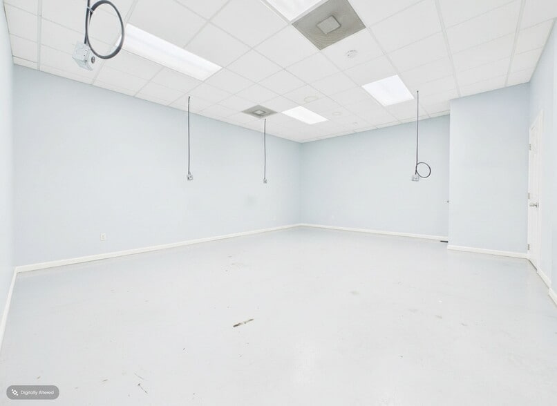 More Photos Of 124 Commerce St, Bowdon Showroom For Sale