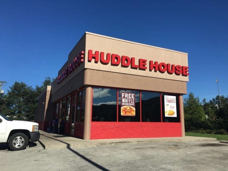 More Photos Of 583 W Highway 92, Williamsburg Restaurant For Sale