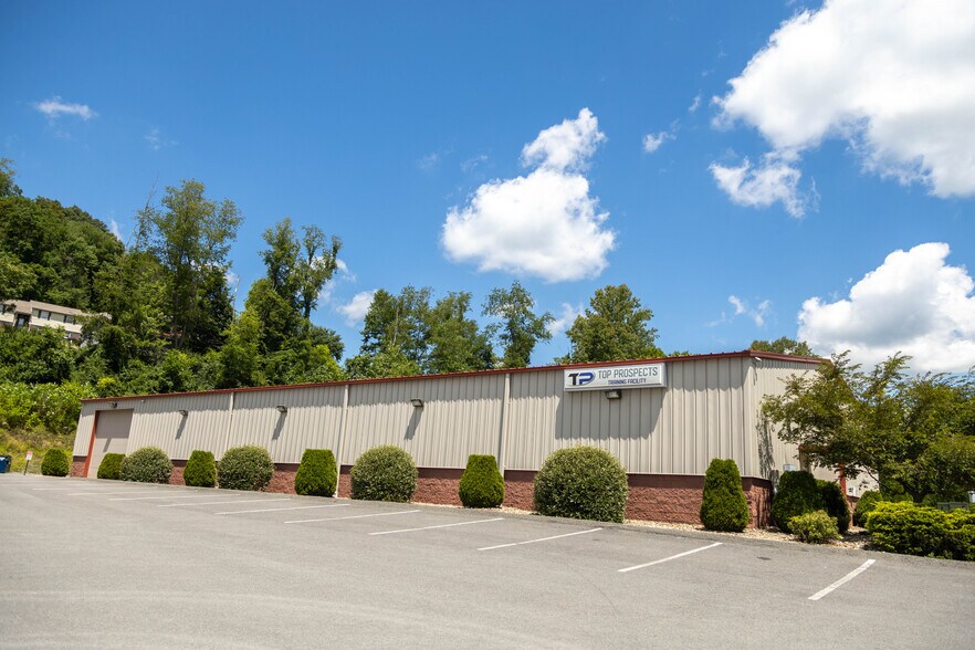 More Photos Of 1200 Business Park Dr, Morgantown Unknown For Lease