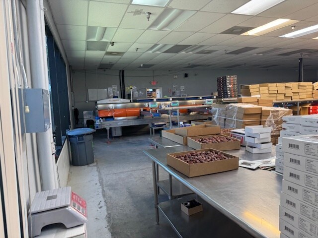 More Photos Of 86665 Avenue 54, Coachella Warehouse For Sale