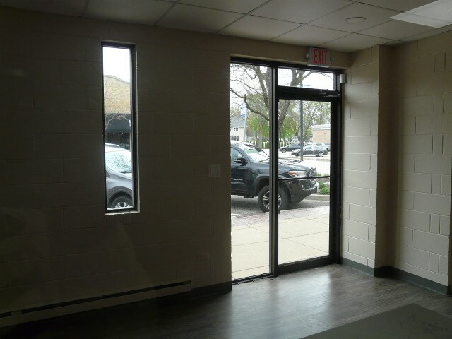 More Photos Of 102-106 Center St, Grayslake Loft Creative Space For Sale