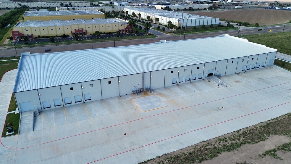 More Photos Of 890 E Military Hwy, Pharr Distribution For Sale