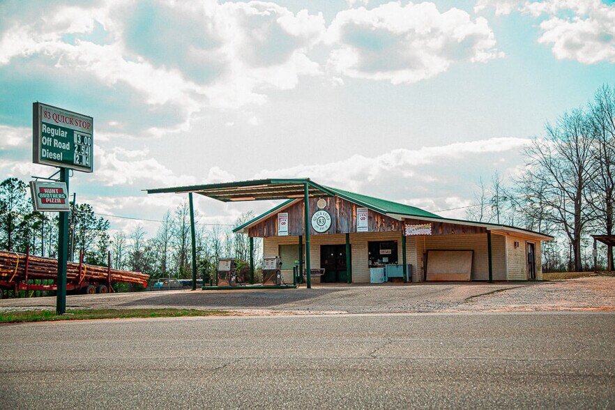 More Photos Of 2777 Hwy 83, Evergreen Service Station For Sale