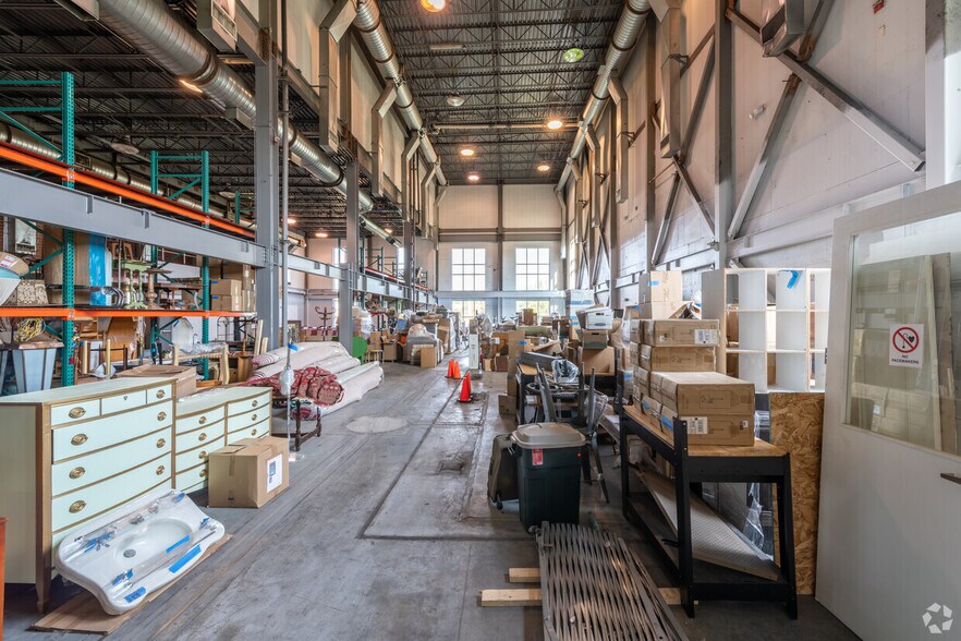 More Photos Of 78 Barnum Rd, Devens Light Manufacturing For Lease